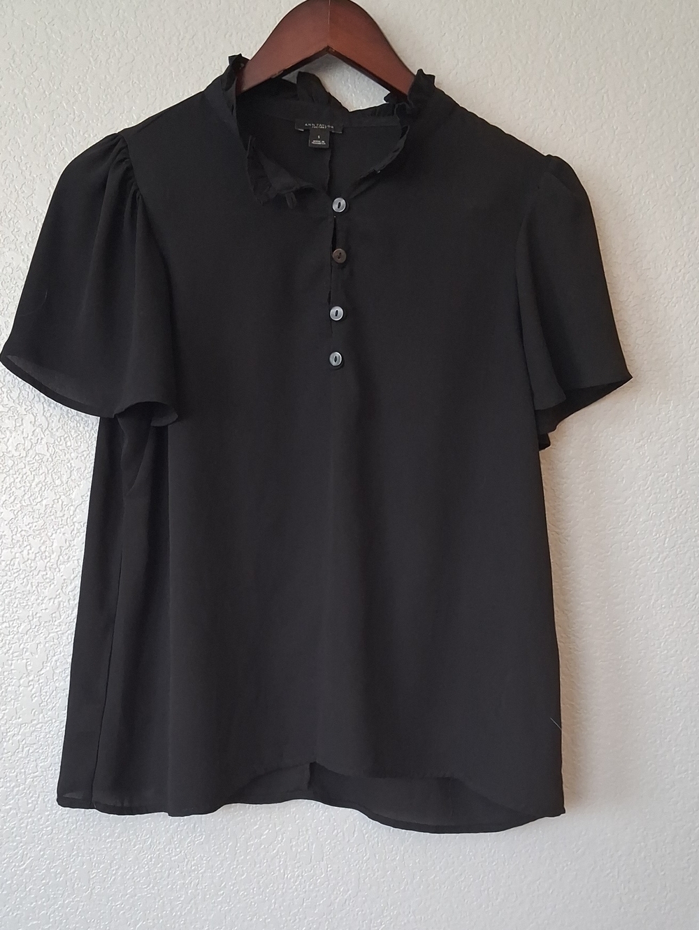 Ann Taylor Black Ruffle Collar Short Sleeve Blouse